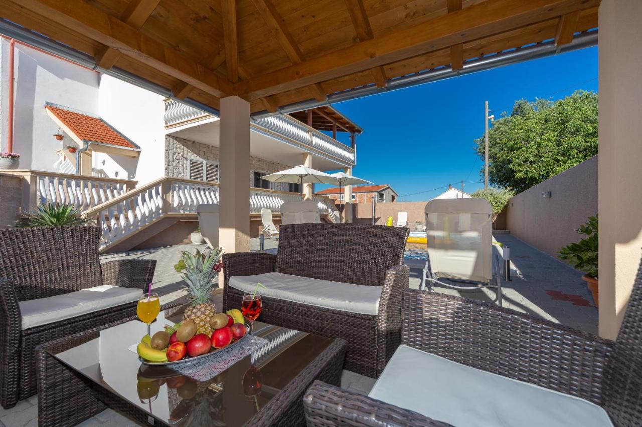 Apartmani Dada Biograd Na Moru Extérieur photo