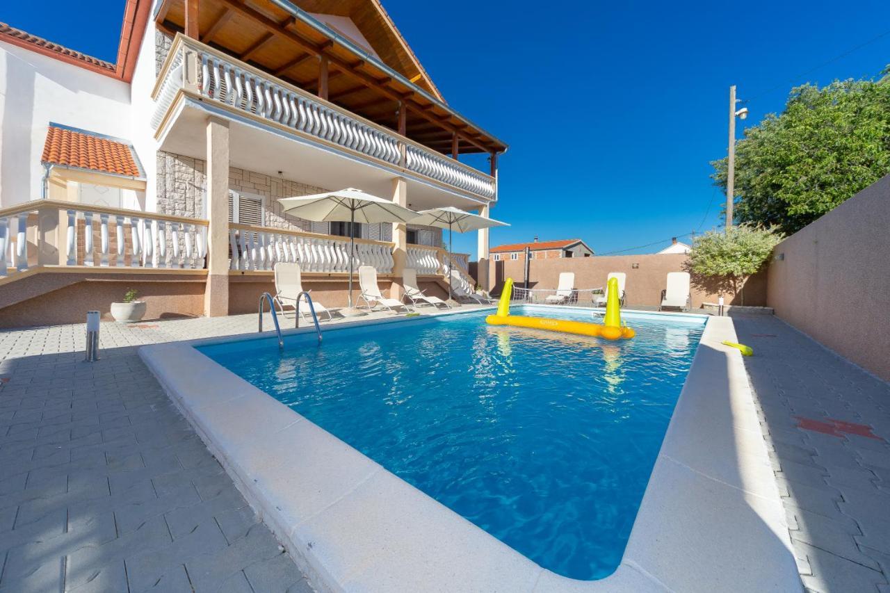 Apartmani Dada Biograd Na Moru Extérieur photo