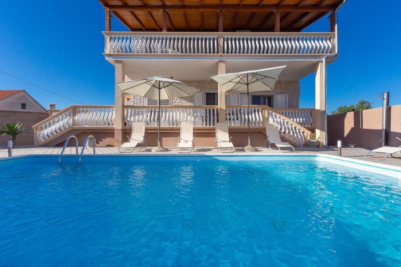 Apartmani Dada Biograd Na Moru Extérieur photo