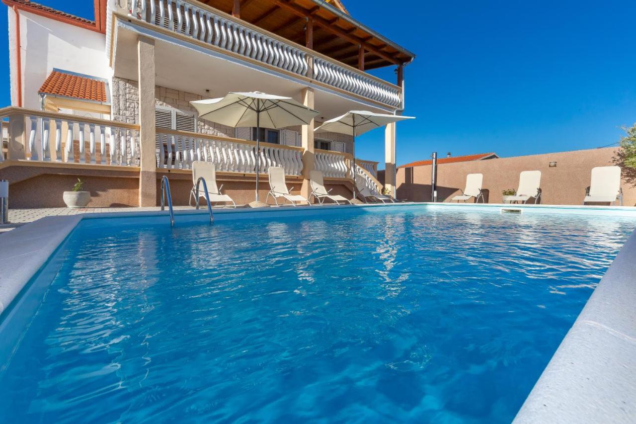 Apartmani Dada Biograd Na Moru Extérieur photo