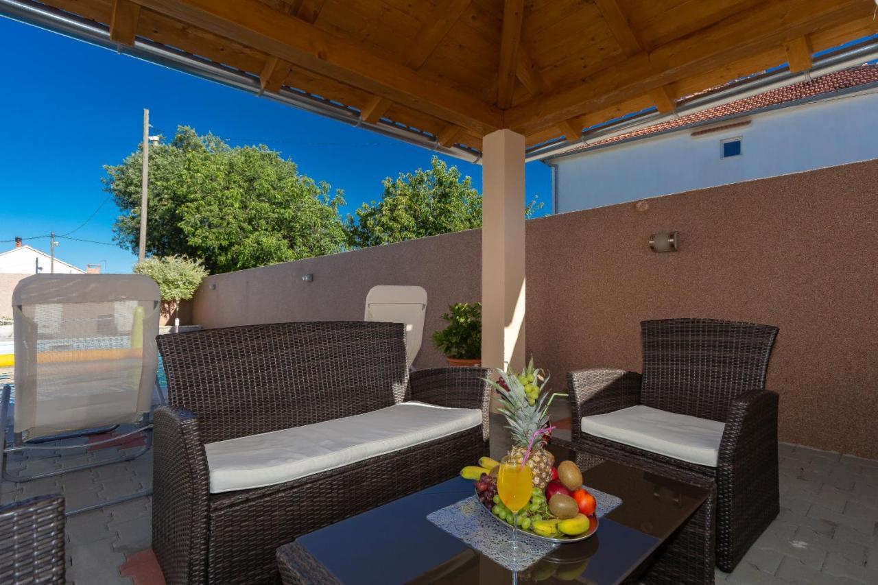 Apartmani Dada Biograd Na Moru Extérieur photo
