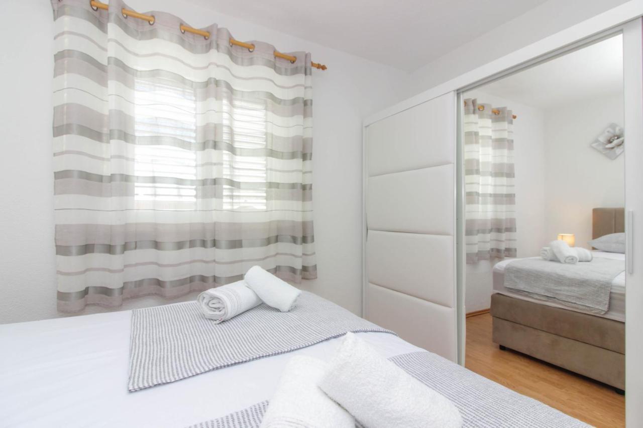 Apartmani Dada Biograd Na Moru Extérieur photo